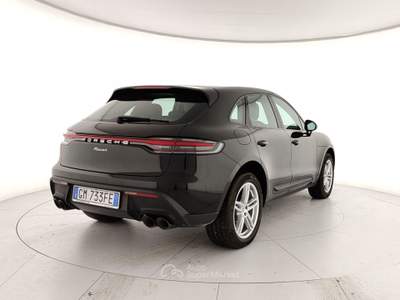 Porsche Macan I 2022 2.0 265cv pdk Nero usata Caserta