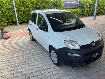 Fiat Panda Panda 1.0 GSE S&S Hybrid Pop Van 2 p.ti Bianco usata Taranto