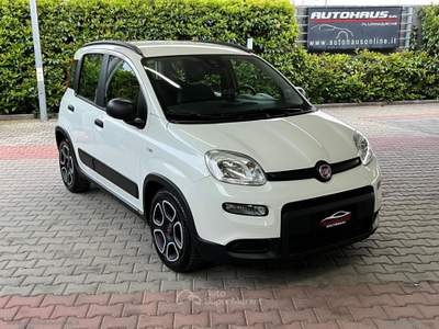 Fiat Panda Panda 1.0 FireFly S&S Hybrid City Life Bianco usata Taranto