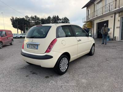 Lancia Ypsilon Ypsilon 1.2 Oro usata Cervia