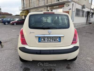 Lancia Ypsilon Ypsilon 1.2 Oro usata Cervia