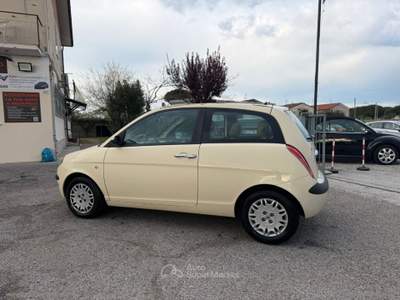 Lancia Ypsilon Ypsilon 1.2 Oro usata Cervia