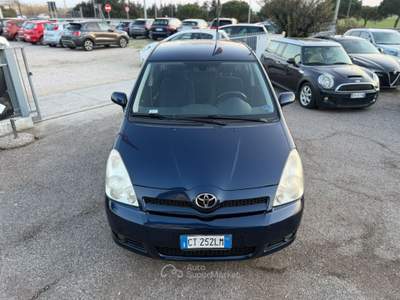 Toyota Corolla Corolla Verso 2.0 16V D-4D Sol 7 POSTI usata Cervia