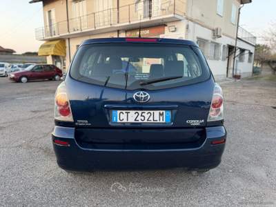 Toyota Corolla Corolla Verso 2.0 16V D-4D Sol 7 POSTI usata Cervia