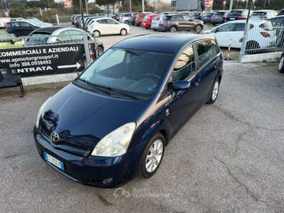 Toyota Corolla Corolla Verso 2.0 16V D-4D Sol 7 POSTI usata Cervia