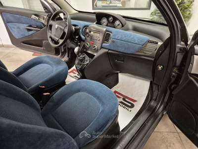 Lancia Ypsilon Argento NEOPATENTATI Grigio usata Casalgrande