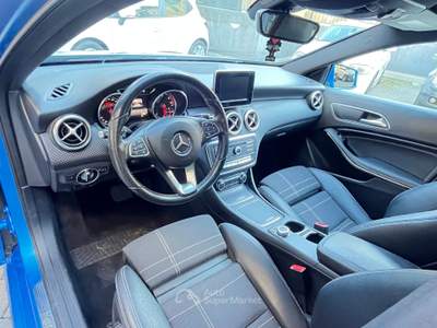 Mercedes-Benz Classe A A 180 D - AUTOMATIC PREMIUM - CAMBIO AUTOMATICO - ANCHE PER NEOPATENTATI - EURO 6 B Blu/Azzurro usata Varese