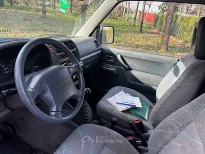 Suzuki Jimny Unico proprietario, libero da incidenti  KM.  CERTIFICATI Blu/Azzurro usata Cartura