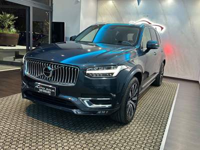 Volvo XC90 XC 90 XC90 B5 (d) AWD Geartronic R-design Blu/Azzurro usata Prato