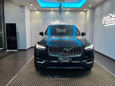 Volvo XC90 XC 90 XC90 B5 (d) AWD Geartronic R-design Blu/Azzurro usata Prato