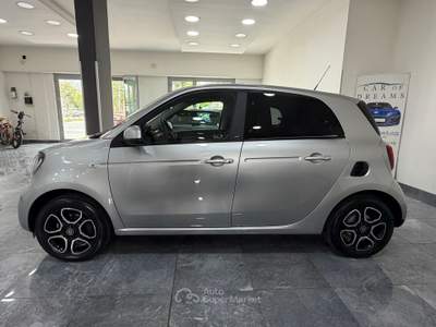 Smart ForFour auto in ottime condizione Argento usata Curti