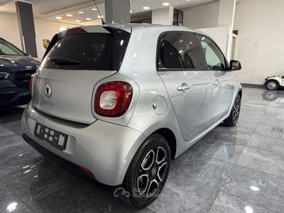 Smart ForFour auto in ottime condizione Argento usata Curti