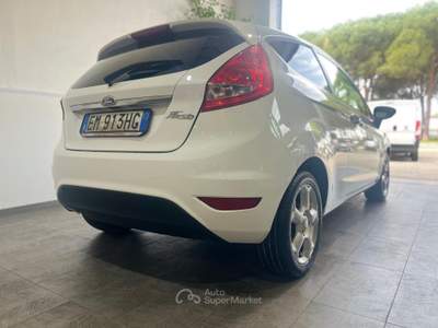 Ford Fiesta FORD FIESTA 1.2 TITANIUM Bianco usata GROSSETO