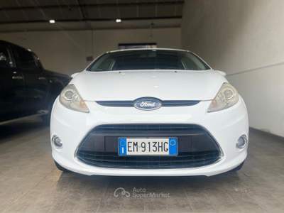 Ford Fiesta FORD FIESTA 1.2 TITANIUM Bianco usata GROSSETO