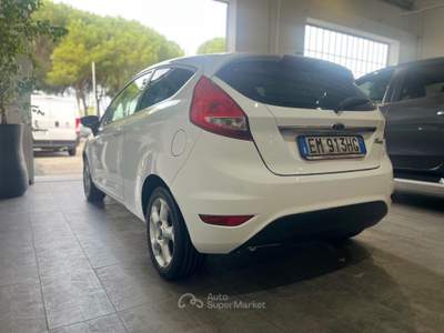 Ford Fiesta FORD FIESTA 1.2 TITANIUM Bianco usata GROSSETO