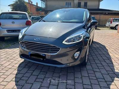 Ford Fiesta Unico proprietario, libero da incidenti  KM.  CERTIFICATI Grigio usata Cartura