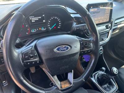 Ford Fiesta Unico proprietario, libero da incidenti  KM.  CERTIFICATI Grigio usata Cartura