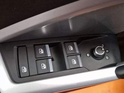 Audi Q3 35 TFSI S tronic Business Advanced SEMINUOVA Nero usata Fossombrone