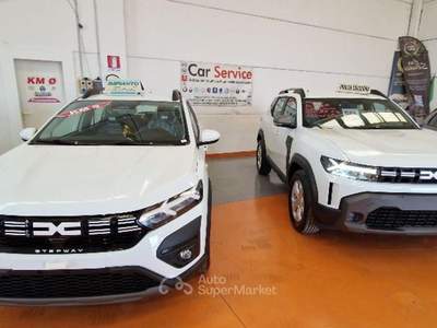 Dacia Duster Eco-G 120 CV auto Expression KM.0 Bianco usata Fossombrone