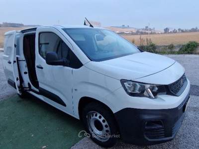 Peugeot Partner BlueHDi 100 S&S PL Furgone Premium Bianco usata Fossombrone