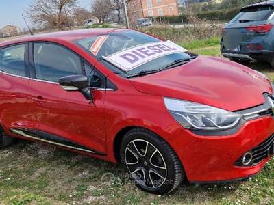 Renault Clio dCi 8V 75CV Start&Stop 5 porte Energy DUEL Rosso usata Fossombrone