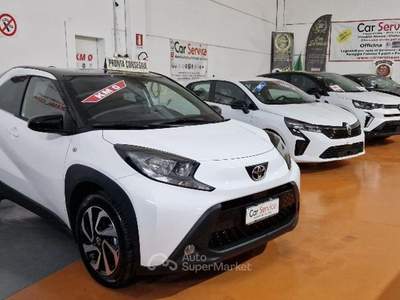 Toyota Aygo 1.0 VVT-i 72 CV 5 porte Trend km.0 Bianco usata Fossombrone