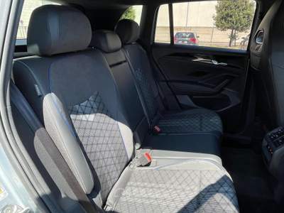 Volkswagen Tiguan 2.0 TDI 150 CV DSG R-Line SEMINUOVO Grigio usata Fossombrone
