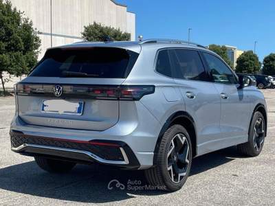 Volkswagen Tiguan 2.0 TDI 150 CV DSG R-Line SEMINUOVO Grigio usata Fossombrone