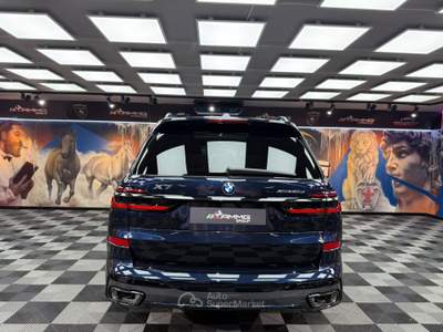 BMW X7 xDrive40d 48V Msport Blu/Azzurro usata Calenzano