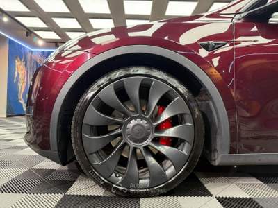 Tesla Model Y AWD Performance (423) Rosso usata Calenzano