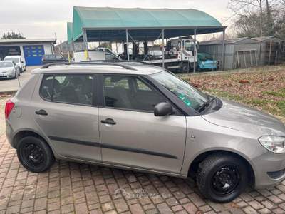 Skoda Fabia Unico proprietario, libero da incidenti  KM.  CERTIFICATI Grigio usata Cartura