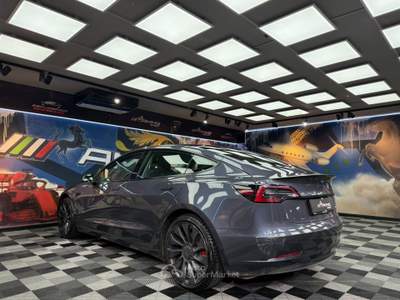 Tesla Model 3 AWD Performance (284) Grigio usata Calenzano
