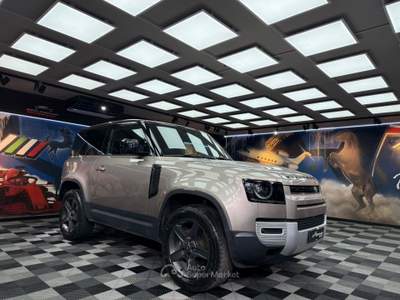 Land Rover Defender 200 CV AWD Auto X-Dynamic SE (303) Grigio usata Calenzano