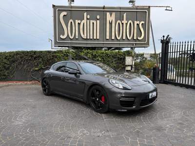 Porsche Panamera 4.8 GTS Soft close Tetto panorama Grigio usata Roma