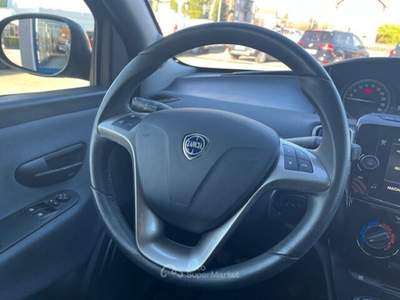 Lancia Ypsilon Ypsilon 1.0 FireFly 5 porte S&S Hybrid Silver Nero usata Castiglione delle Stiviere