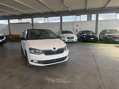 Skoda Fabia Fabia III 2015 Berlina 1.0 mpi Design Edition 60cv Bianco usata Ponsacco