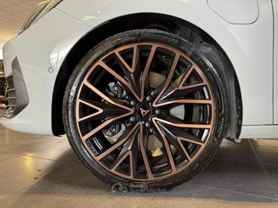Cupra Leon 1.4 E-HYBRID 180KW DSG VZ Bianco usata Occhiobello