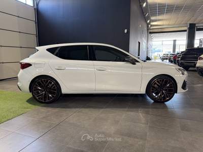 Cupra Leon 1.4 E-HYBRID 180KW DSG VZ Bianco usata Occhiobello