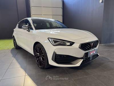 Cupra Leon 1.4 E-HYBRID 180KW DSG VZ Bianco usata Occhiobello