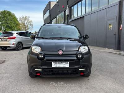 Fiat Panda 1.0 FireFly 70cv S&S Hybrid Cross Nero usata Rovigo