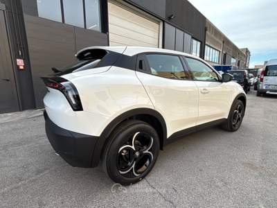 Alfa Romeo Junior 1.2 145CV Hybrid eDCT6 ibrida Junior Bianco usata Rovigo