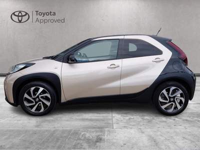 Toyota Aygo X 1.0B (72 CV) Trend Oro usata Cagliari