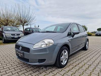 Fiat Grande Punto Grande Punto 5p 1.4  METANO Active 77cv Argento usata Faenza