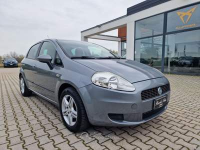 Fiat Grande Punto Grande Punto 5p 1.4  METANO Active 77cv Argento usata Faenza