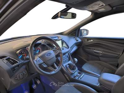 Ford Kuga 1.5 TDCI 120 HP ST-LINE UNIPR. NEOPATENTATI Nero usata Udine