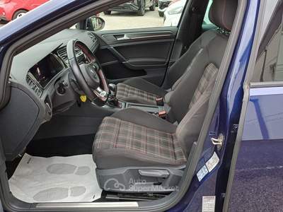 Volkswagen Golf Golf GTI Performance 2.0 245 CV TSI DSG 5p. BMT Blu/Azzurro usata Veggiano