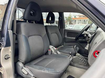 Mitsubishi L200 2.5 TD CAT 4WD DC Intense Blu/Azzurro usata San Giuseppe Vesuviano