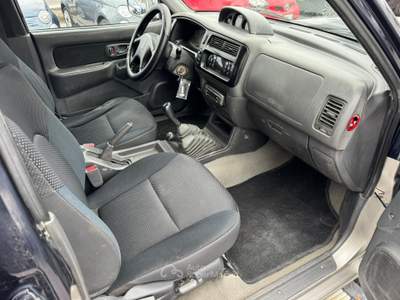 Mitsubishi L200 2.5 TD CAT 4WD DC Intense Blu/Azzurro usata San Giuseppe Vesuviano