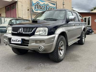 Mitsubishi L200 2.5 TD CAT 4WD DC Intense Blu/Azzurro usata San Giuseppe Vesuviano