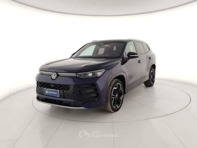 Volkswagen Tayron 1.5 TSI eHybrid DSG R-Line Plus Blu/Azzurro usata Massa